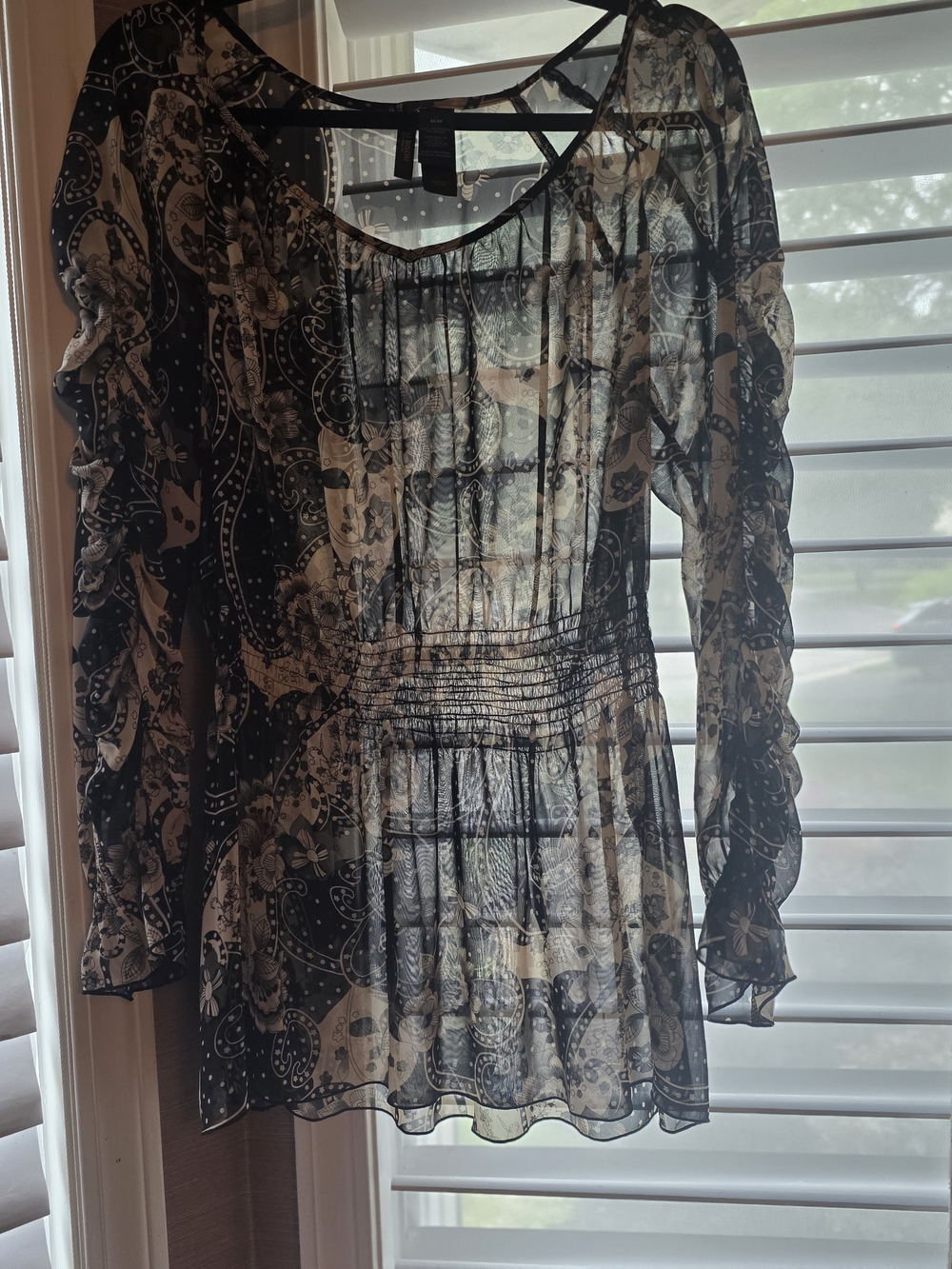 Bisou Bisou Black and Cream Sheer Paisley Long-Sleeve Shirt